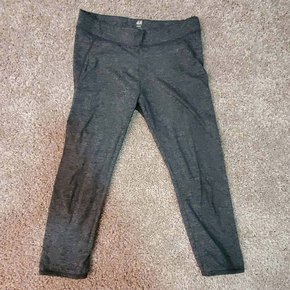 COPY - H&M Sport gray legging capris